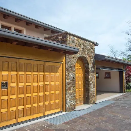 Principessa - Stunning With Panoramic Views Villa Cremia